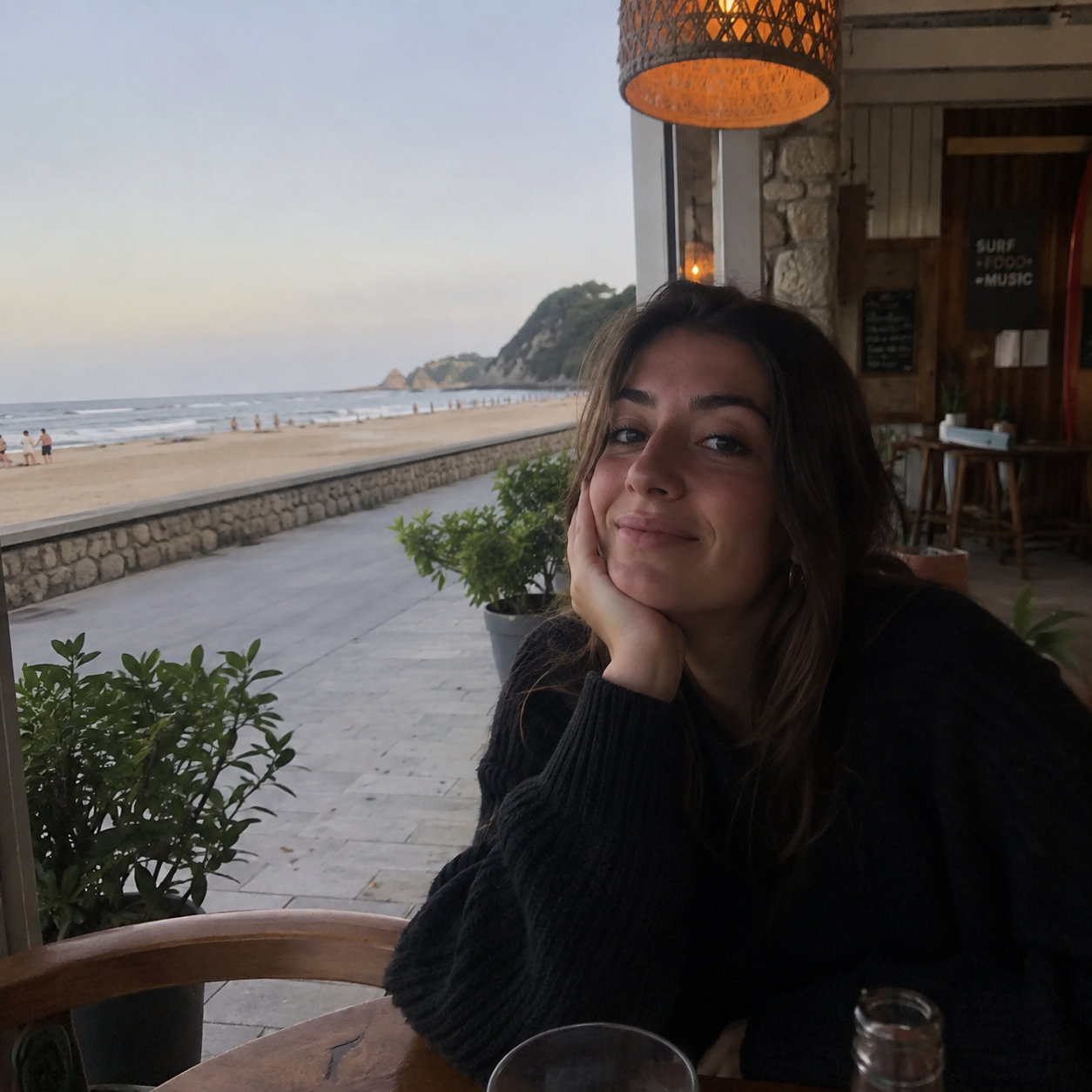 Laura M. - Burgos